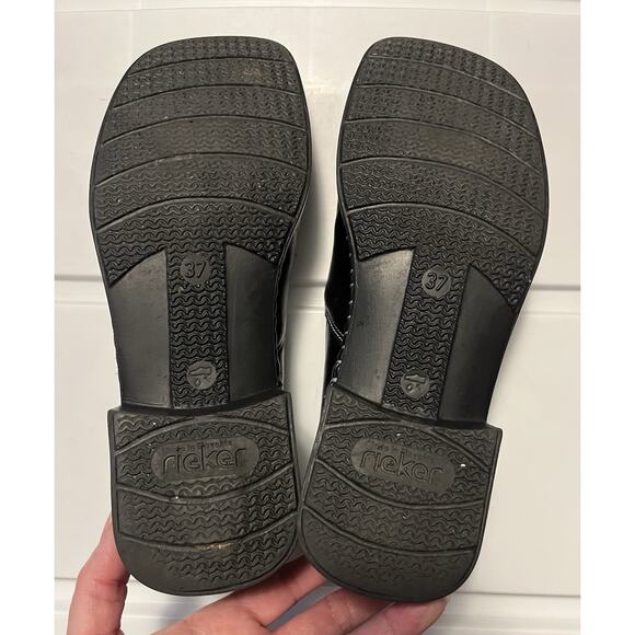 Rieker Women’s Size 6.5 US Leather Comfort Loafer Black Square Toe Slip On - Picture 11 of 11